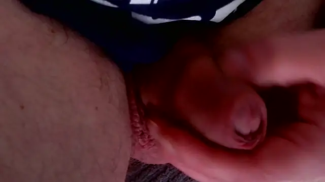 Snapshot of InvitingBend9 chatting on 10.25.25 InvitingBend9 online show from 10.25.25