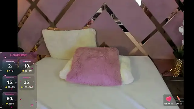 SHANONCLARK online show from 03.20.25