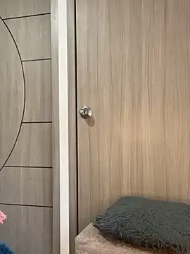 Lady  Pink online show from 03.04.26