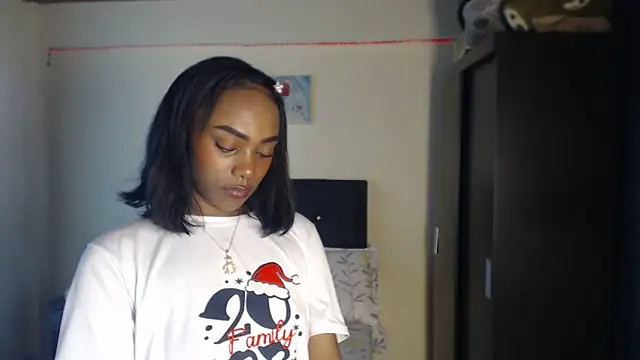 Snapshot of bhritany_brow chatting on 03.06.25 bhritany brow online show from 03.06.25