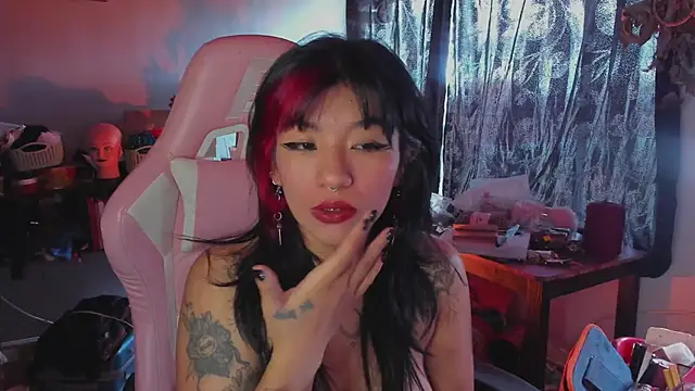 Snapshot of annie_walker6 chatting on 11.09.25 annie walker6 online show from 11.09.25