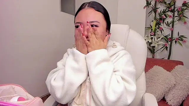 Lulu Sakura  online show from 03.15.25