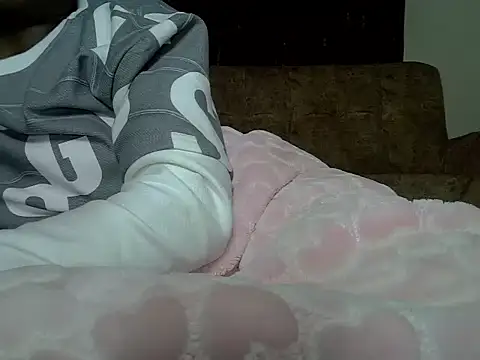 Snapshot of AurelAda chatting on 02.27.26 AurelAda online show from 02.27.26