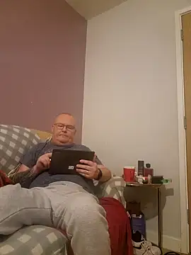 FriendlyDave online show from 02.18.25