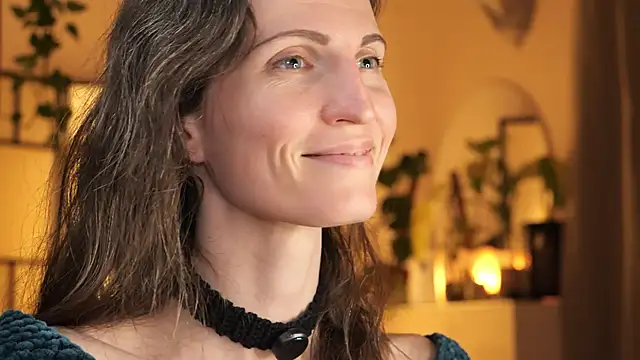 Snapshot of yulladao chatting on 11.08.25 yulladao online show from 11.08.25