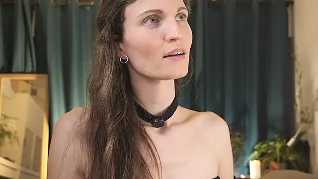 yulladao online show from 04.19.26