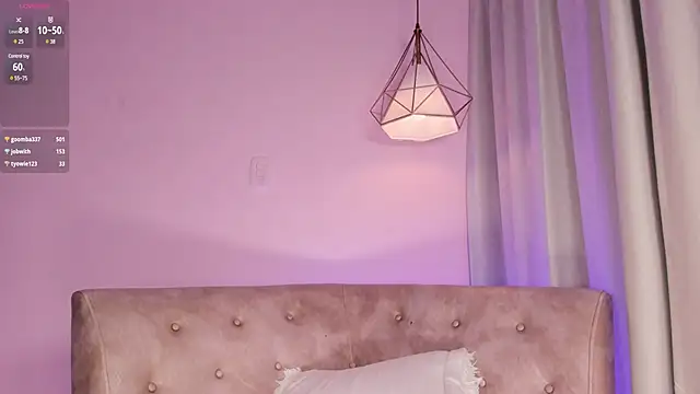 Jiggly   online show from 12.05.24