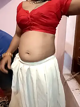 Snapshot of Mallu-Gayathri_Arun chatting on 01.31.25 Mallu-Gayathri Arun online show from 01.31.25