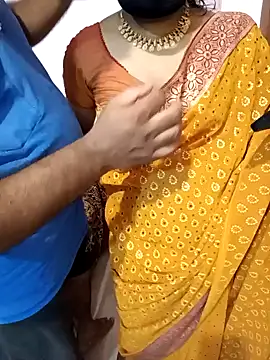 Snapshot of Mallu-Gayathri_Arun chatting on 02.01.25 Mallu-Gayathri Arun online show from 02.01.25