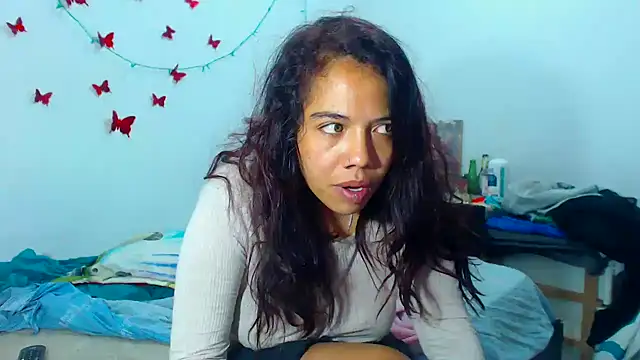 AmaraRoberts420 online show from 12.31.24