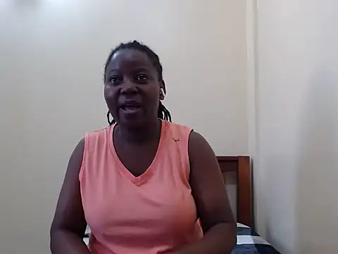 Snapshot of traper_1 chatting on 07.18.26 traper 1 online show from 07.18.26