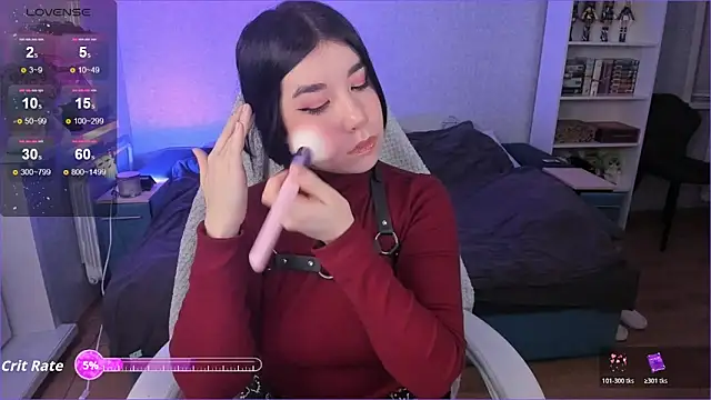 Snapshot of kellyharris chatting on 10.29.25 kellyharris online show from 10.29.25