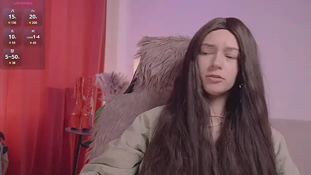 VivianLy  online show from 06.28.26
