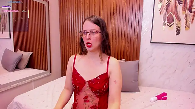 AmbeerWood  online show from 12.22.25