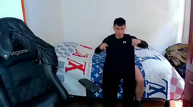 Tommy Bred online show from 02.06.25