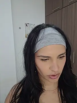 heyshaa online show from 04.21.26