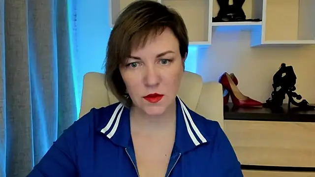 Snapshot of feliziaDesire chatting on 03.01.26 feliziaDesire online show from 03.01.26