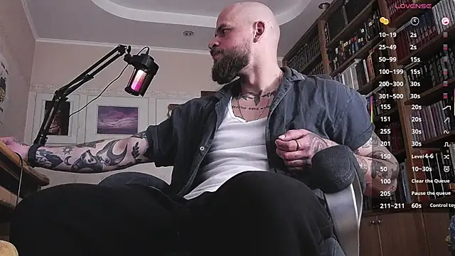 Snapshot of FindomJason chatting on 05.15.26 FindomJason online show from 05.15.26