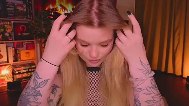 Hottie Jane online show from 09.27.25