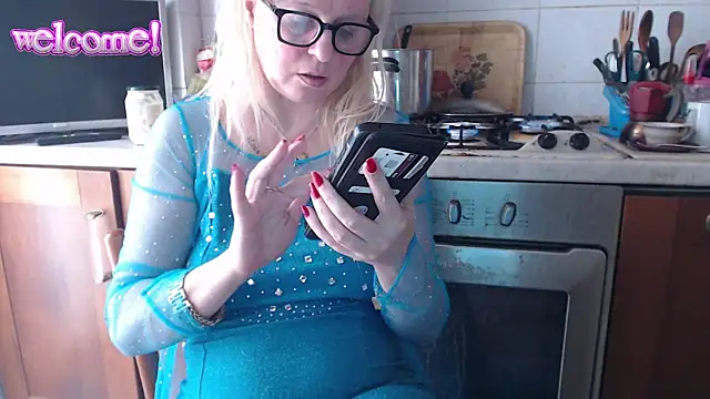 martachatte online show from 04.11.26