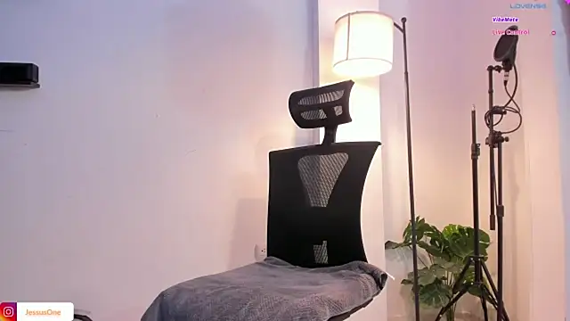 JesusOne online show from 01.08.25