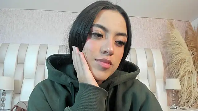 Rebeca jones online show from 04.17.26