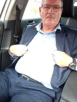 stiffandlubedxh online show from 03.02.25