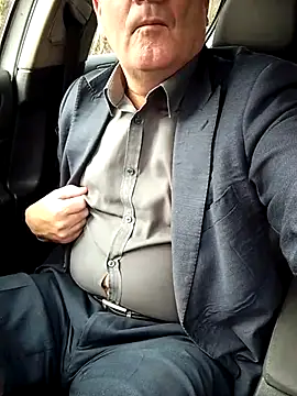 stiffandlubedxh online show from 10.01.25