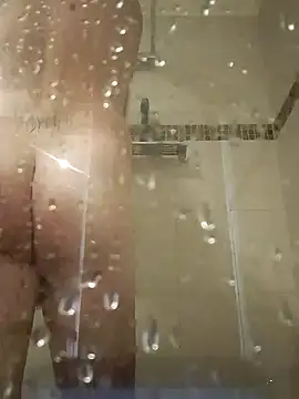 Snapshot of stiffandlubed@xh chatting on 12.21.25 stiffandlubedxh online show from 12.21.25