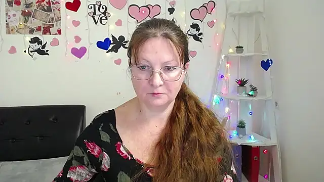 VanessaHotts online show from 01.28.25