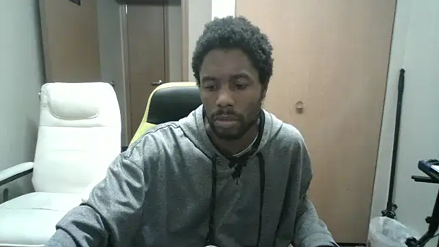 Kim and Dee online show from 03.03.26