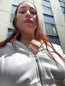 Snapshot of maggietime chatting on 02.26.26 maggietime online show from 02.26.26