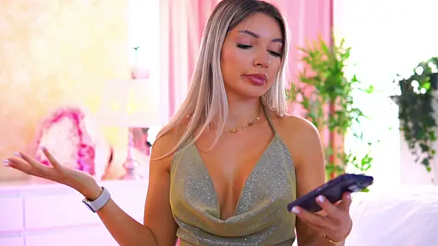 ArtTeasee online show from 09.30.25