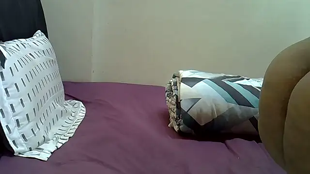 AddictiveAssCurves online show from 11.03.25