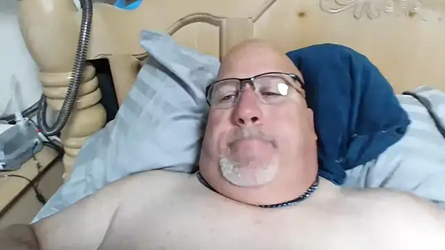 Bigbear0563 online show from 04.10.26