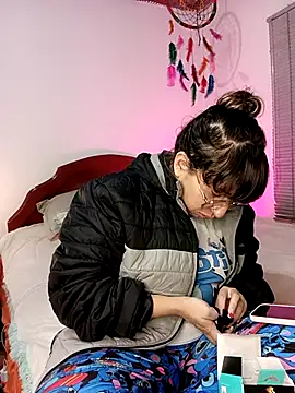 Piafisher1 online show from 02.20.26