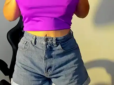 Sami Hotie1 online show from 02.18.25