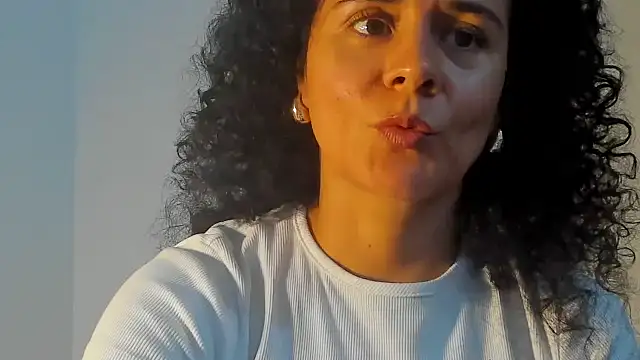 Sami Hotie1 online show from 10.31.25