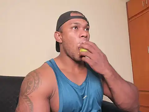 Tyler Waka01 online show from 03.25.26