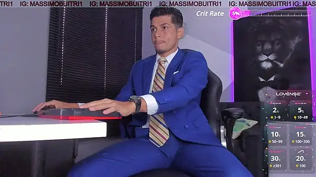 Snapshot of massimo_g chatting on 10.10.25 massimo g online show from 10.10.25