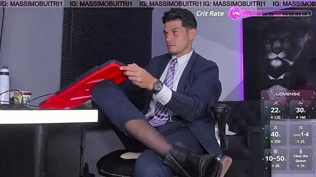 Snapshot of massimo_g chatting on 10.15.25 massimo g online show from 10.15.25