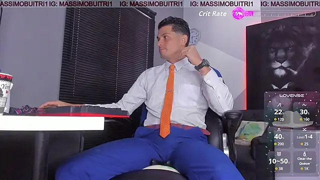 Snapshot of massimo_g chatting on 10.20.25 massimo g online show from 10.20.25