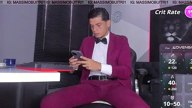 Snapshot of massimo_g chatting on 11.05.25 massimo g online show from 11.05.25