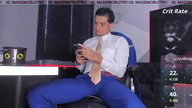 Snapshot of massimo_g chatting on 11.12.25 massimo g online show from 11.12.25