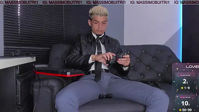 Snapshot of massimo_g chatting on 01.10.26 massimo g online show from 01.10.26