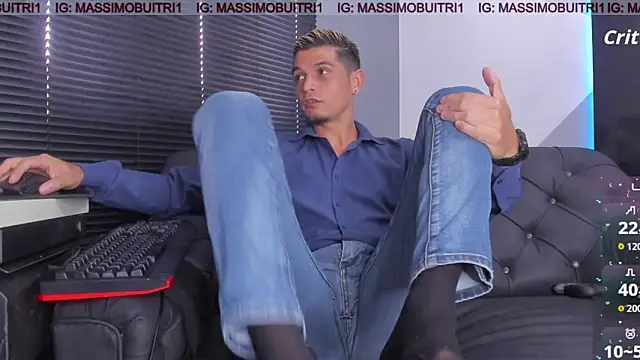 Snapshot of massimo_g chatting on 02.04.26 massimo g online show from 02.04.26