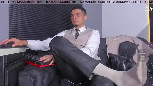 Snapshot of massimo_g chatting on 02.26.26 massimo g online show from 02.26.26