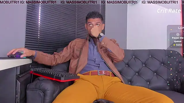 Snapshot of massimo_g chatting on 03.17.26 massimo g online show from 03.17.26