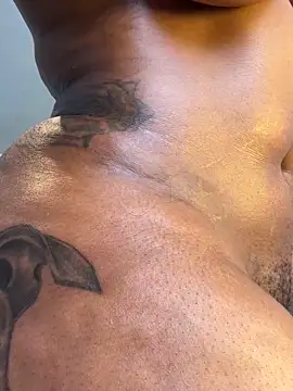 Snapshot of BedroomBullyX5 chatting on 11.09.25 BedroomBullyX5 online show from 11.09.25