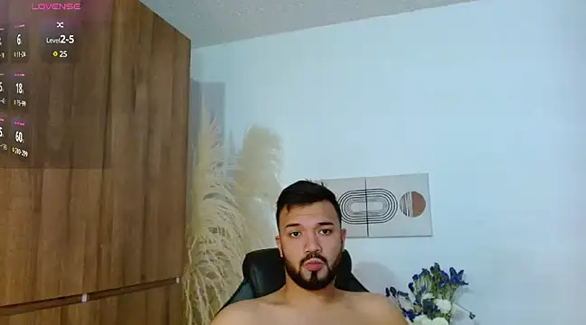 mathew vidal1 online show from 12.10.24